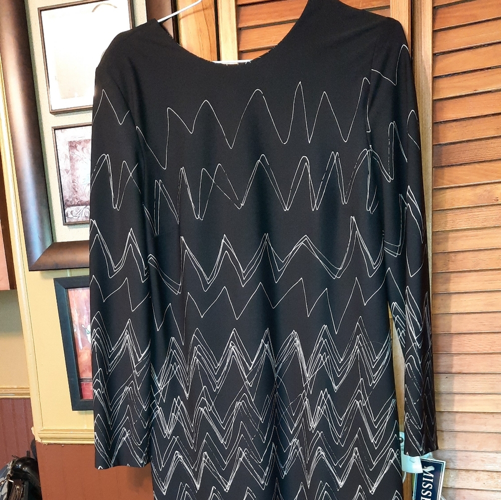 Nwt Betsy's Things Gown Size 14